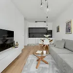Apartament Mieszczańska Modern With Balcony&free Parking By Renters