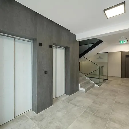 Mieszczańska Modern With Balcony&free Parking By Renters