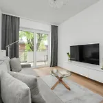 Mieszczanska Modern With Balcony & Free Parking By Renters