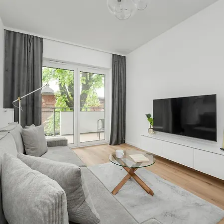 Mieszczanska Modern With Balcony & Free Parking By Renters
