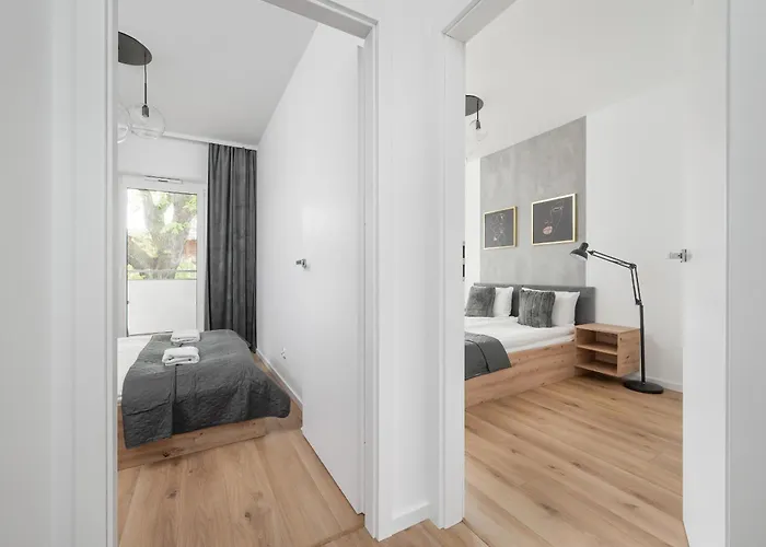 Mieszczanska Modern With Balcony & Free Parking By Renters Вроцлав