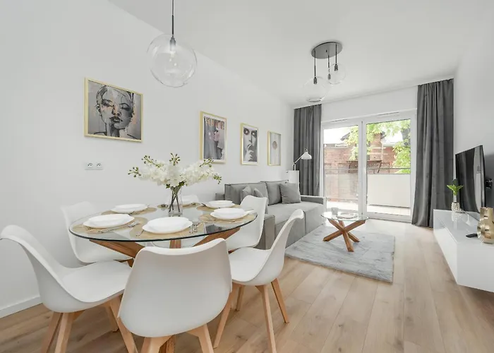 Mieszczanska Modern With Balcony & Free Parking By Renters